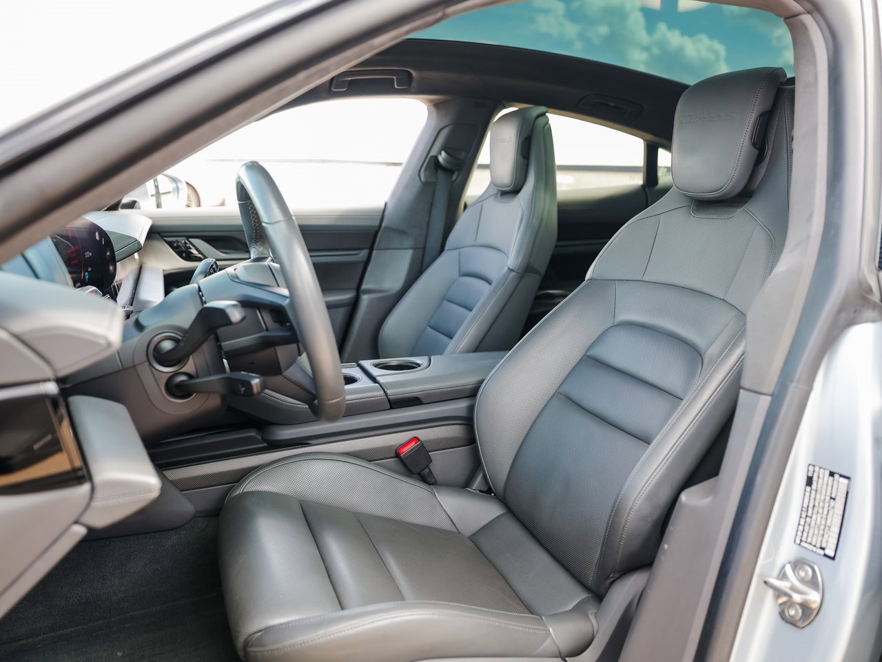 Certified 2021 Porsche Taycan Turbo S image 5