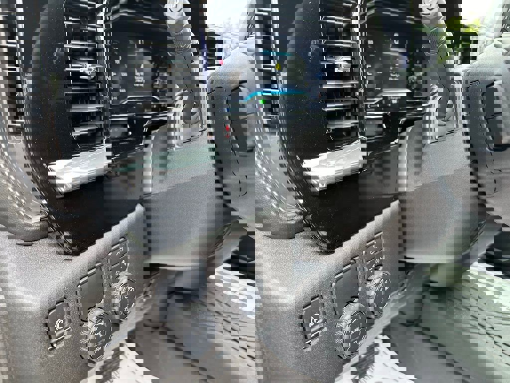 New 2025 Chevrolet Silverado 1500 LT image 23