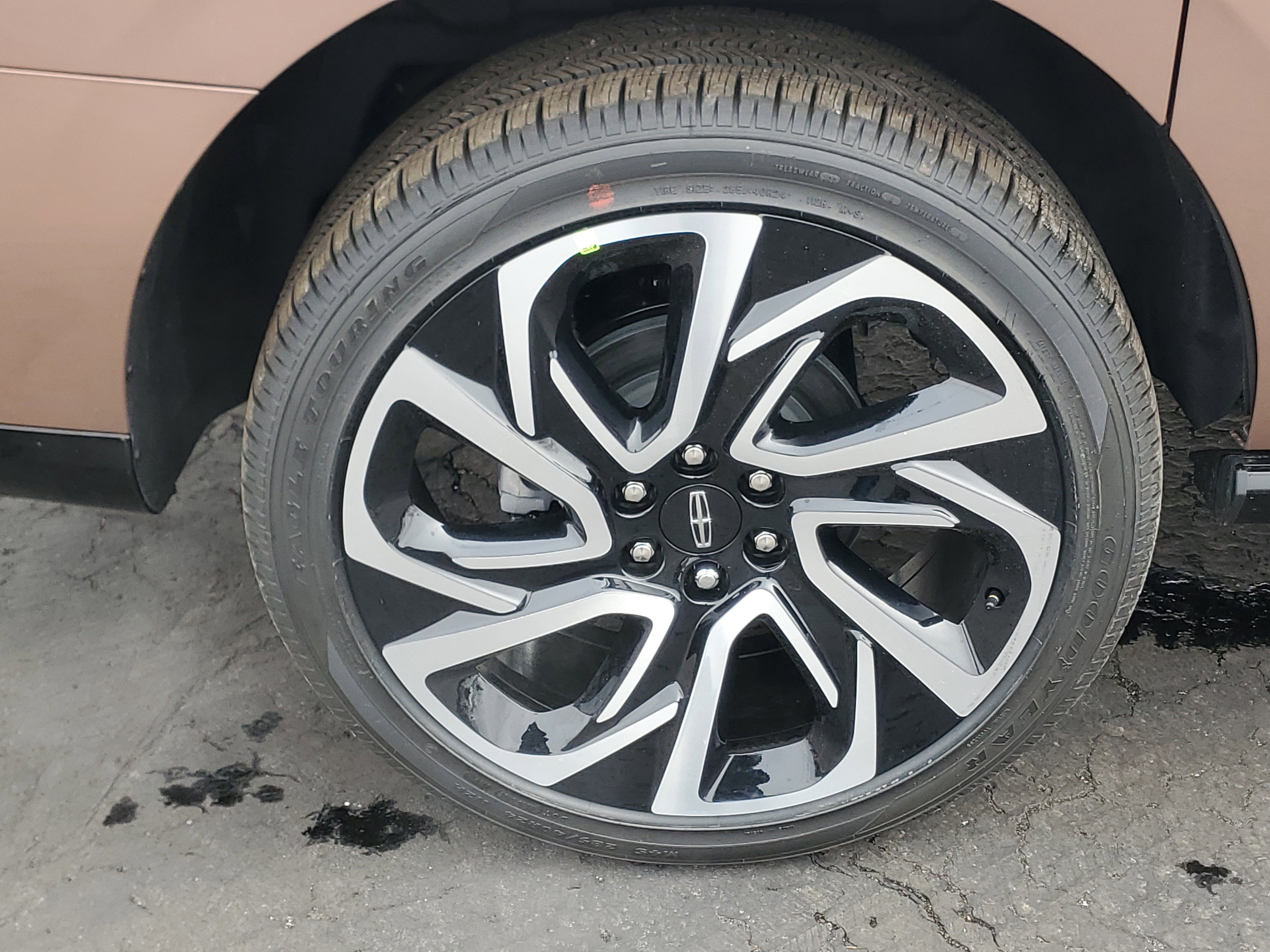 New 2026 Lincoln Navigator L Black Label AWD/4WD image 5