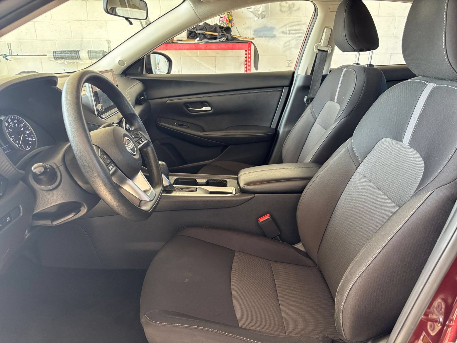Used 2025 Nissan Sentra SV FWD image 24
