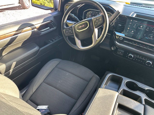 Used 2023 GMC Sierra 1500 Elevation w/ X31 Off-Road Package AWD/4WD image 19