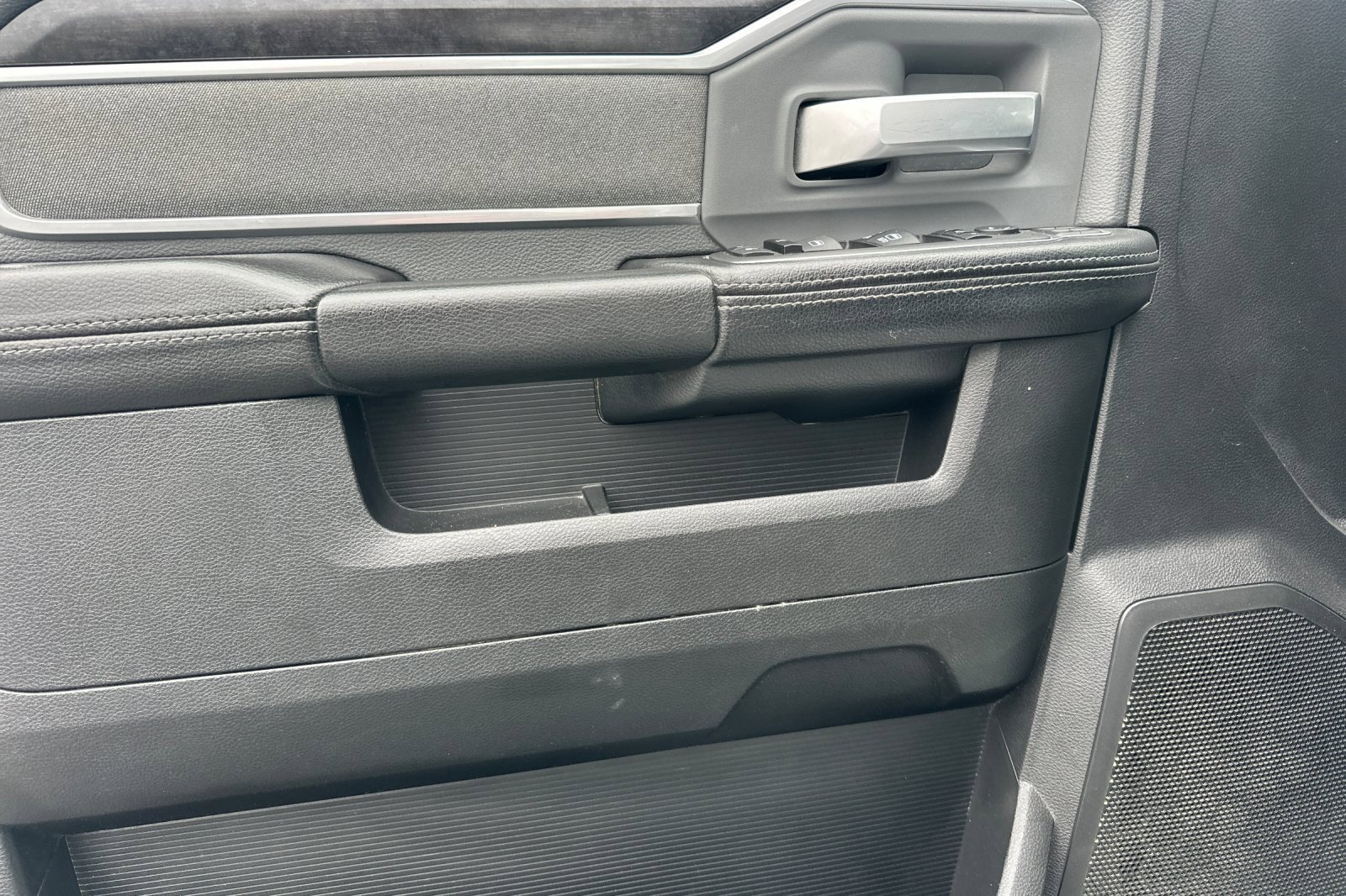 Used 2023 RAM 3500 Big Horn w/ Level 1 Equipment Group image 11