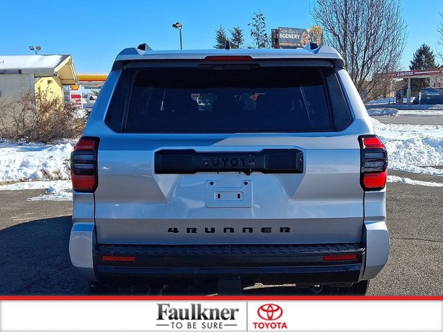 Used 2025 Toyota 4Runner SR5 AWD/4WD image 5