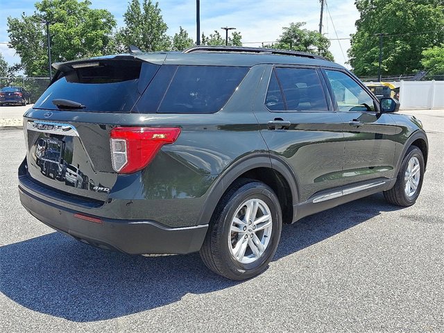 Used 2022 Ford Explorer XLT image 10