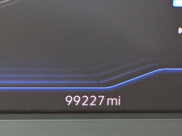 Used 2021 Volkswagen Atlas Cross Sport SEL Premium image 12