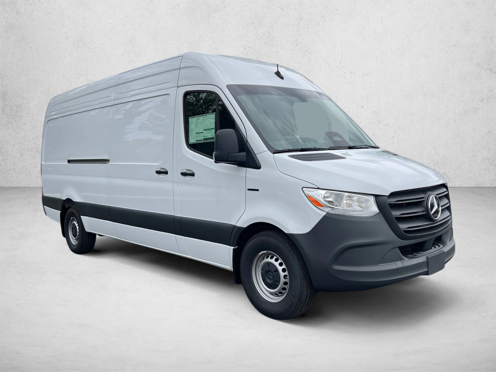 New 2025 Mercedes-Benz eSprinter 170 Cargo image 3