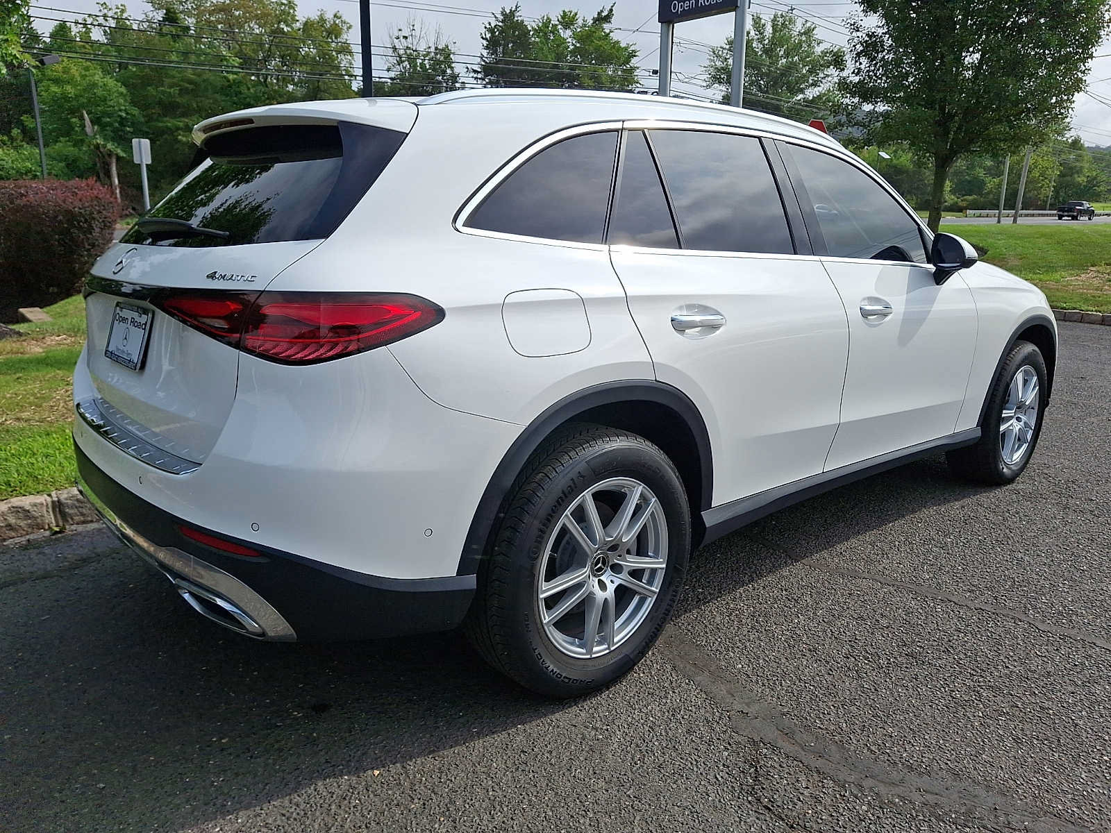 Used 2023 Mercedes-Benz GLC 300 4MATIC image 5