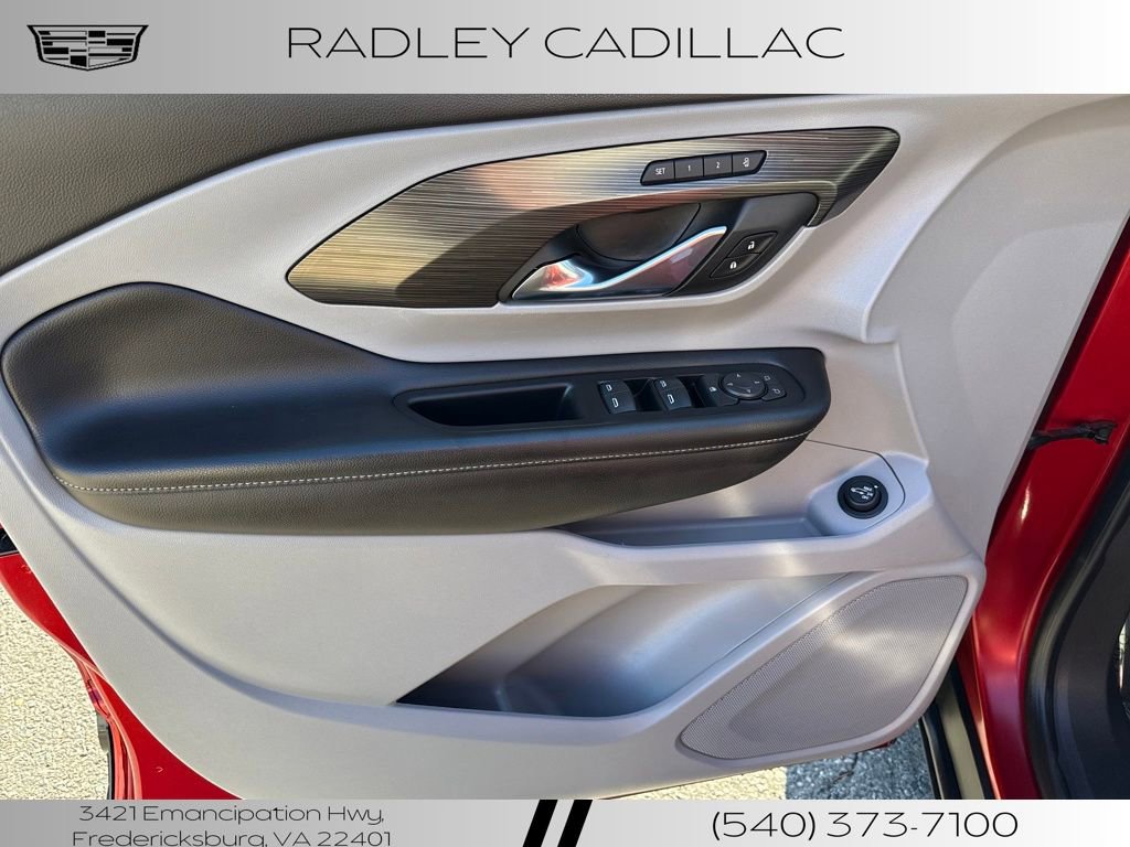 Used 2022 GMC Terrain SLT image 5