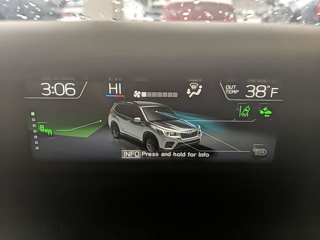 Used 2024 Subaru Forester Premium AWD/4WD image 20