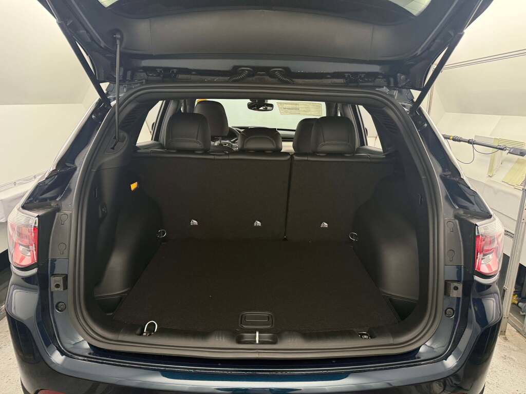 New 2026 Jeep Compass Limited image 24