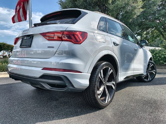 Used 2023 Audi Q3 2.0T Premium Plus w/ Premium Plus Package AWD/4WD image 8