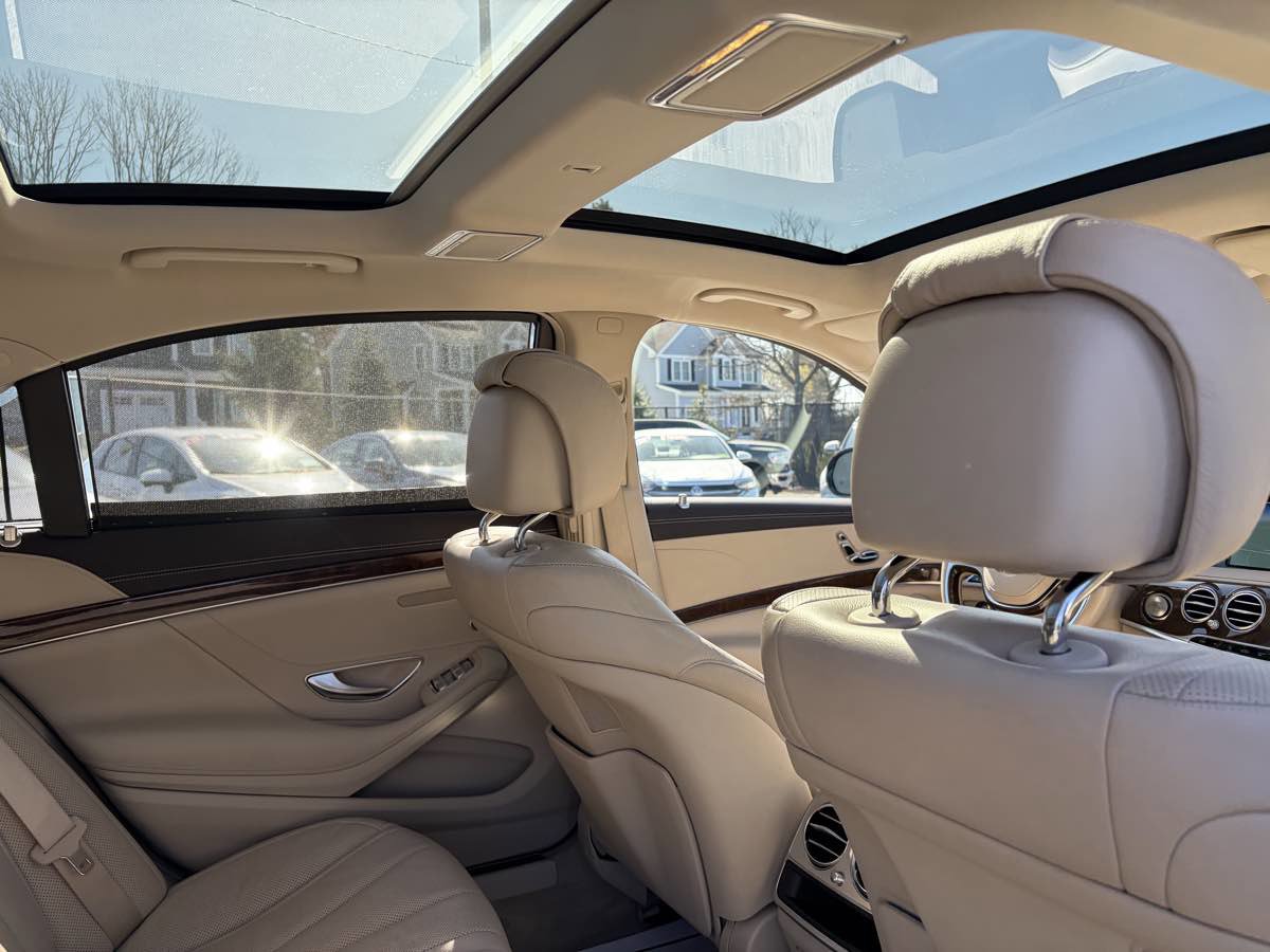 Used 2017 Mercedes-Benz S 550 4MATIC Sedan image 24