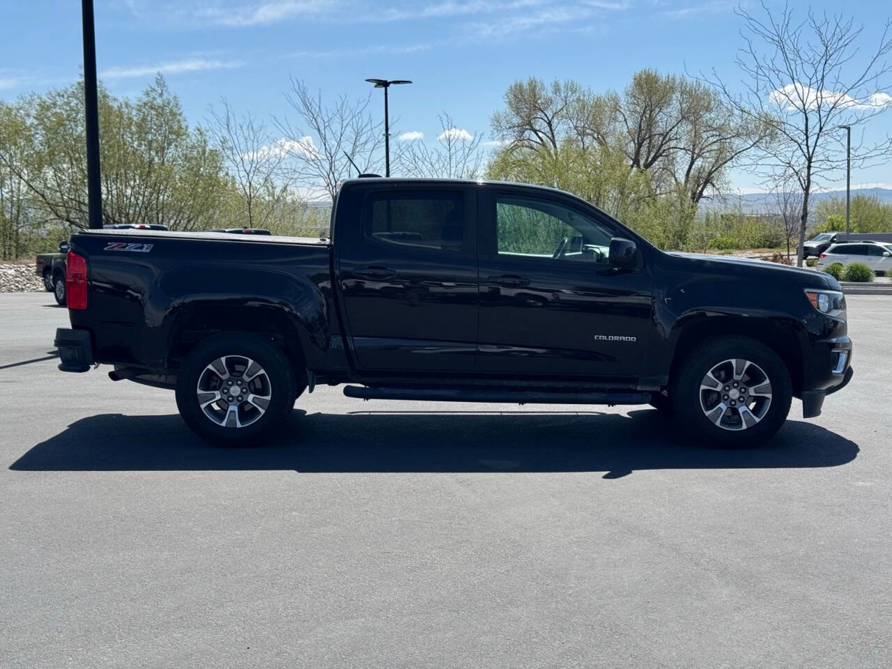 Used 2020 Chevrolet Colorado Z71 AWD/4WD image 8