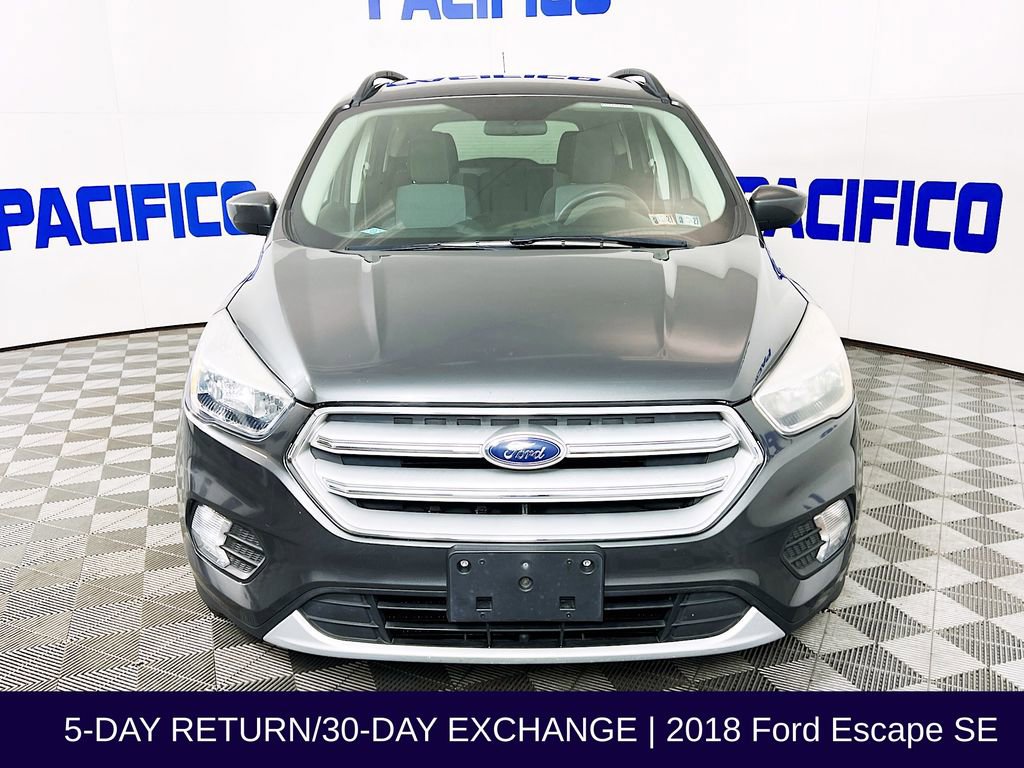 Certified 2018 Ford Escape SE image 3
