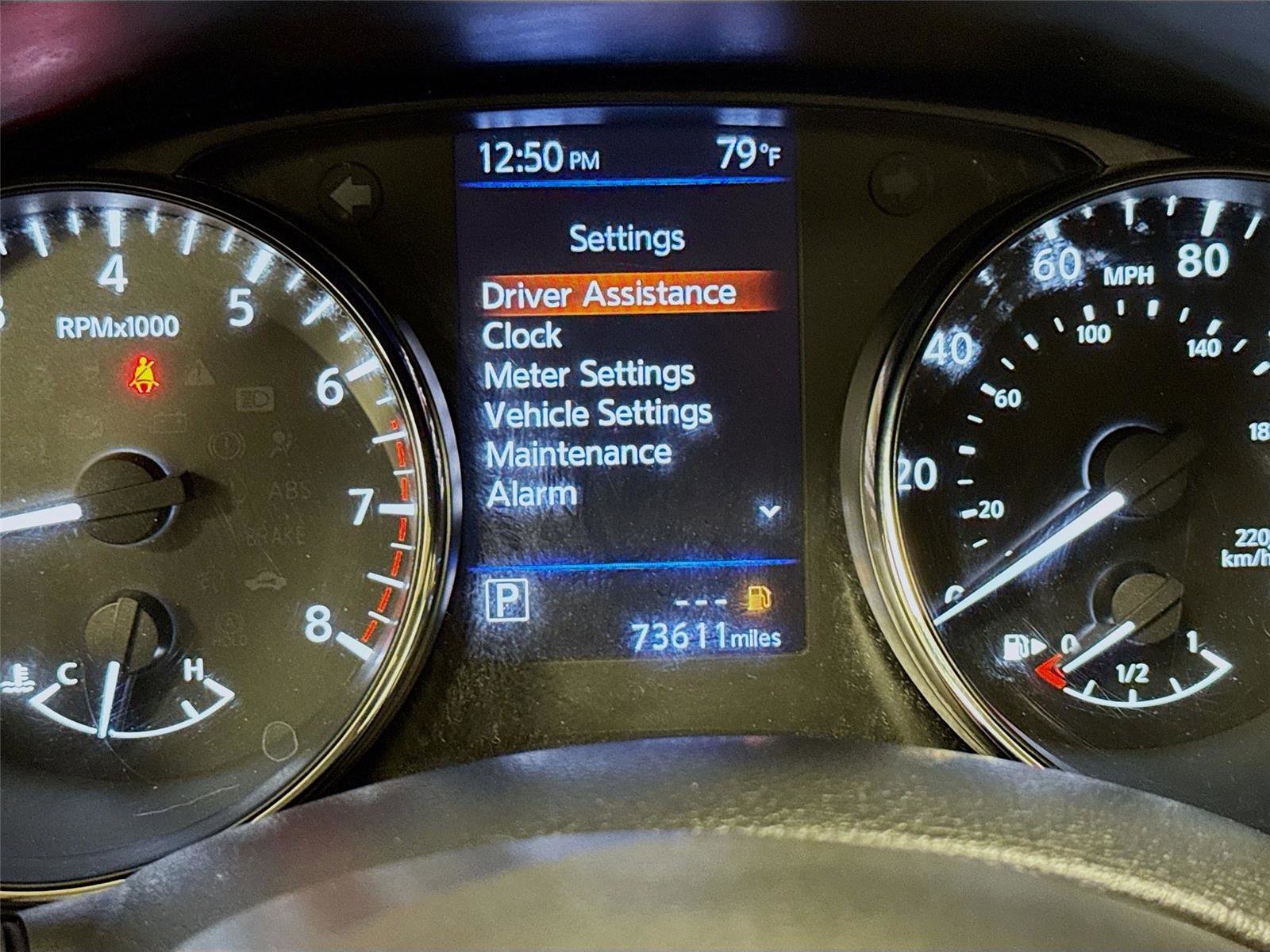 Used 2021 Nissan Rogue Sport S image 12