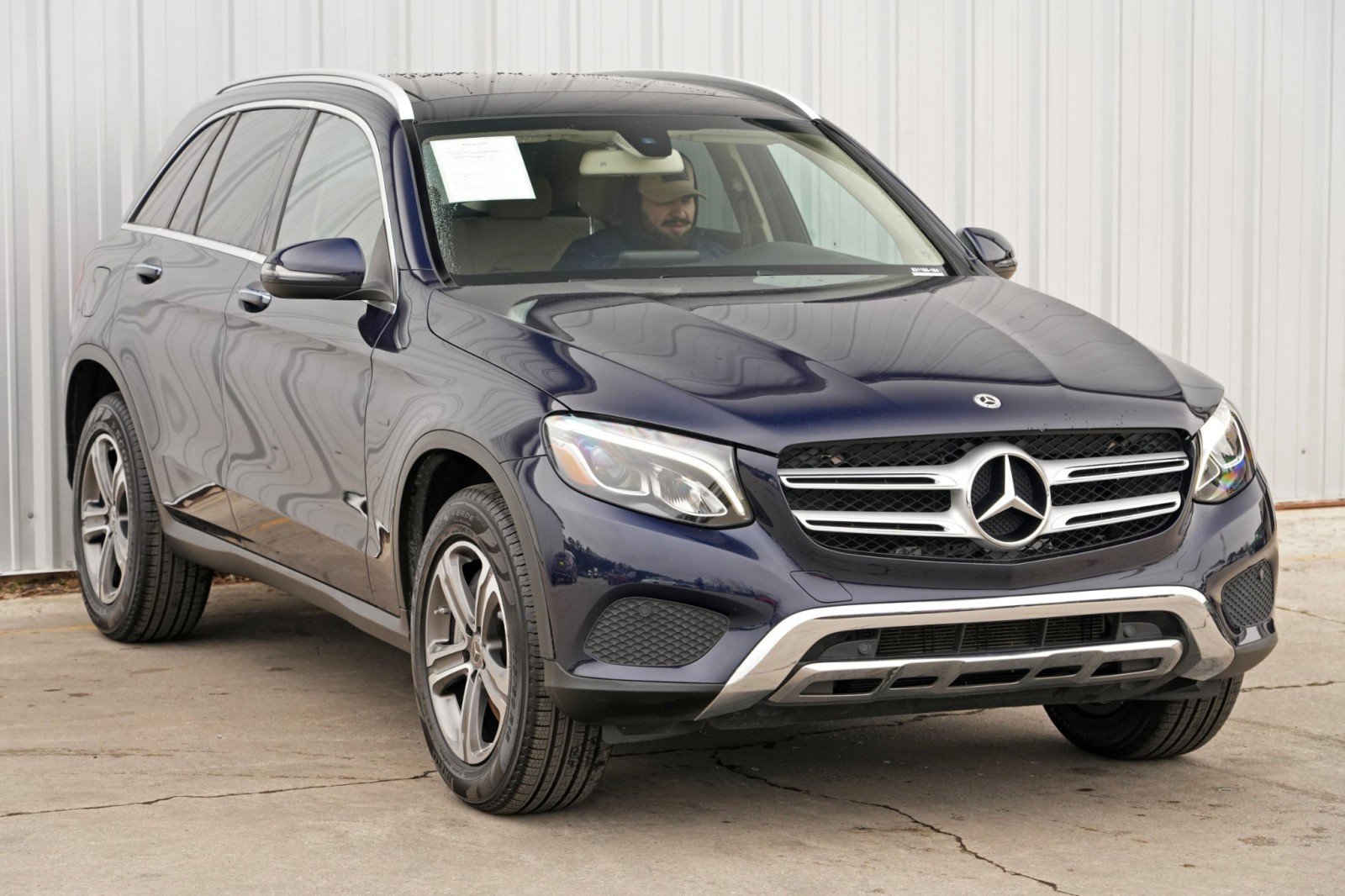 Used 2019 Mercedes-Benz GLC 350e 4MATIC w/ Premium Package image 53