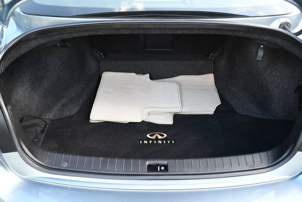 Used 2018 INFINITI Q50 Luxe w/ Sensory Package (Luxe) RWD image 16