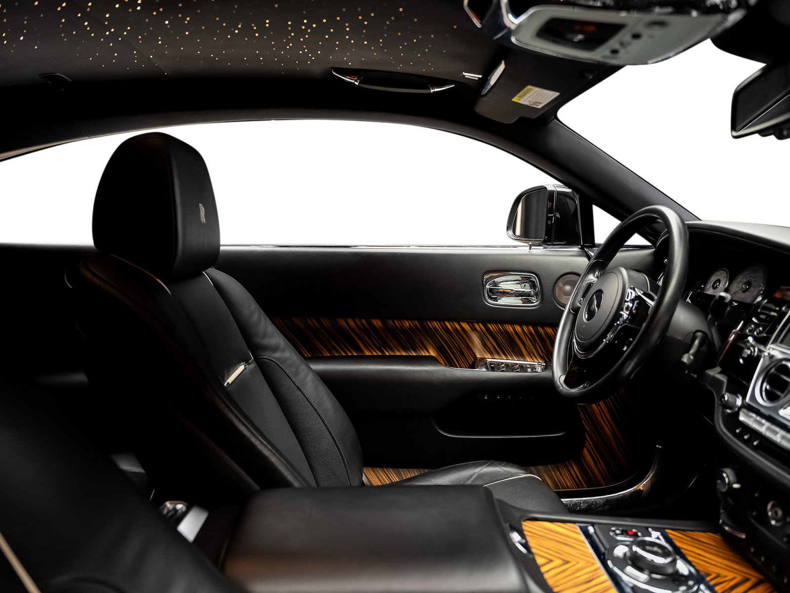 Used 2016 Rolls-Royce Wraith RWD image 57