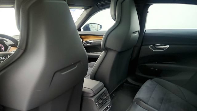 Used 2023 Audi e-tron GT Premium Plus AWD/4WD image 49