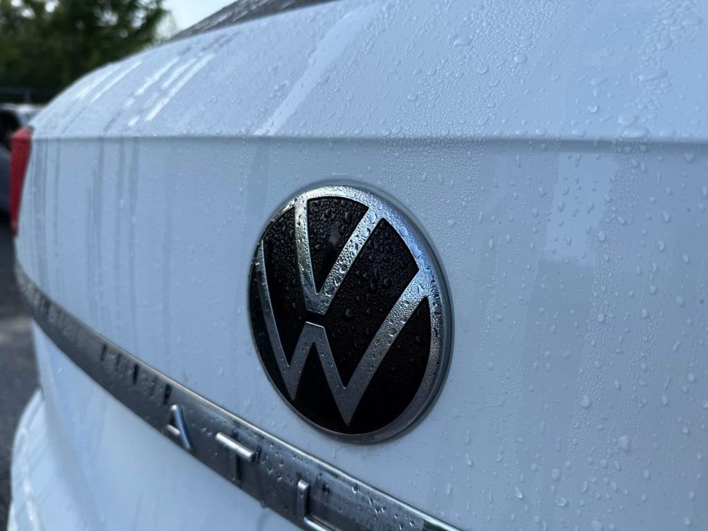 Used 2021 Volkswagen Atlas Cross Sport SEL image 12