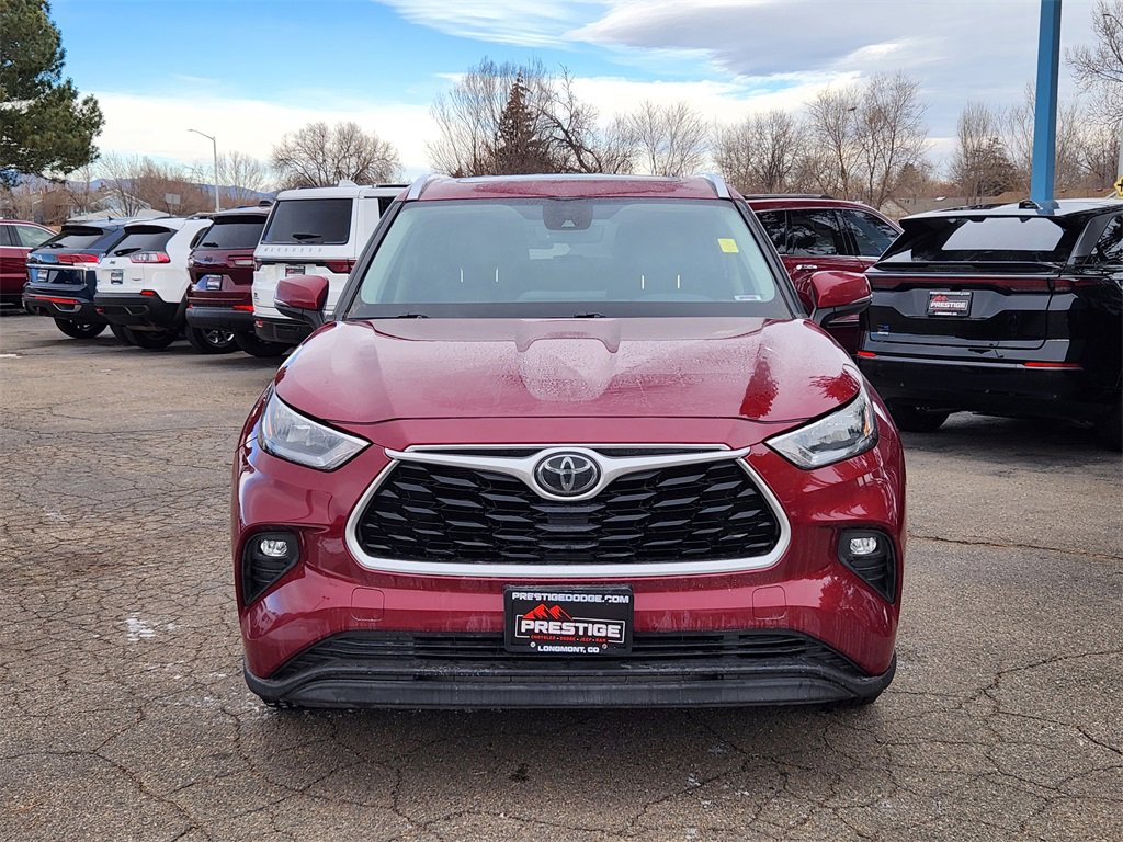 Used 2020 Toyota Highlander XLE image 5