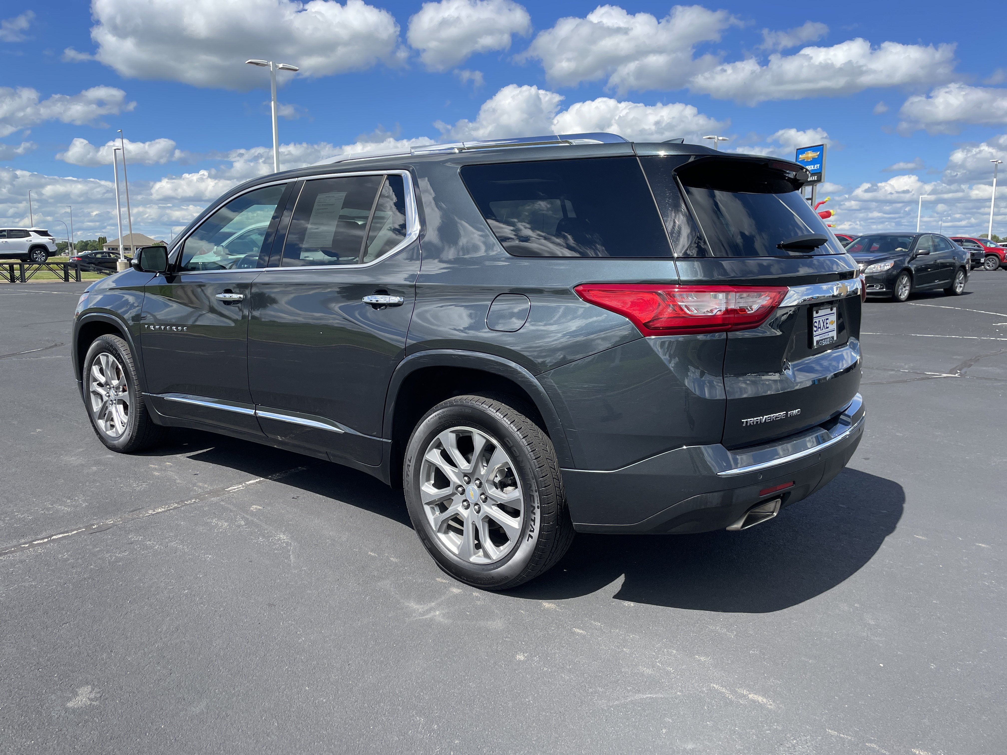 Used 2018 Chevrolet Traverse Premier w/ LPO, Floor Liner Package AWD/4WD image 1