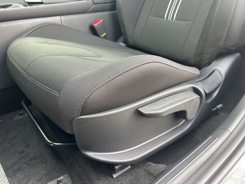 New 2026 Hyundai Elantra SEL Sport Premium image 13