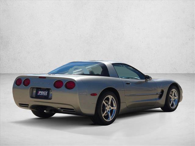 Used 2000 Chevrolet Corvette Coupe w/ Roof Pkg RWD image 5