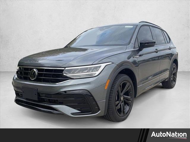Used 2024 Volkswagen Tiguan SE R-Line image 1