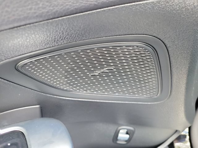 Used 2025 Mercedes-Benz C 300 Sedan image 17