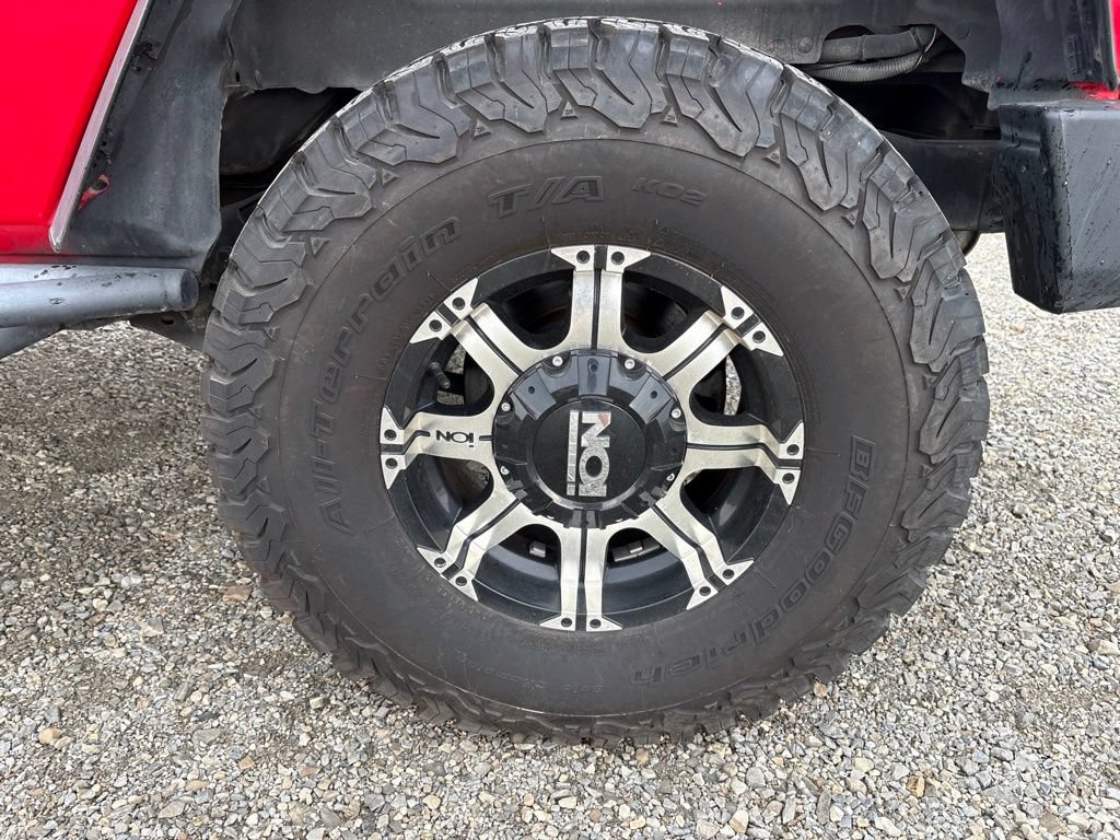 Used 2016 Jeep Wrangler Sport AWD/4WD image 6