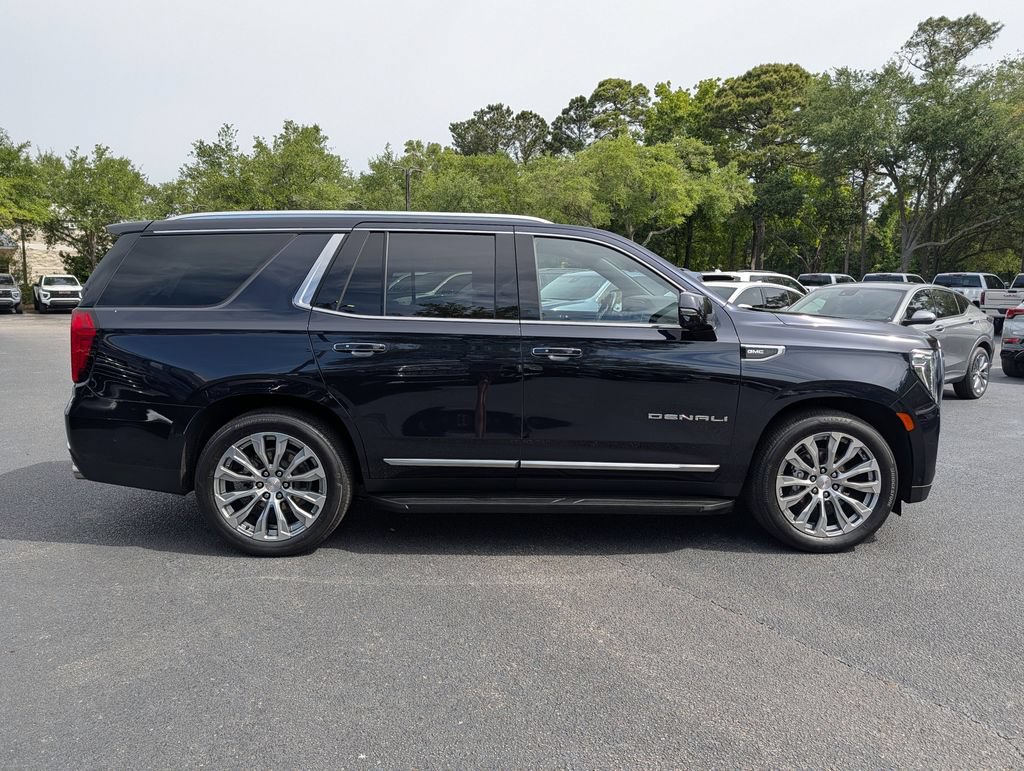 Used 2023 GMC Yukon Denali w/ Advanced Technology Package AWD/4WD image 2