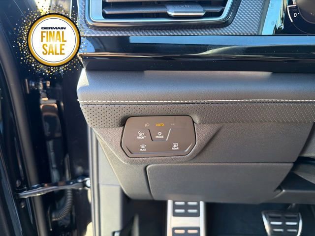 New 2026 Volkswagen Atlas Cross Sport SEL Premium R-Line image 22