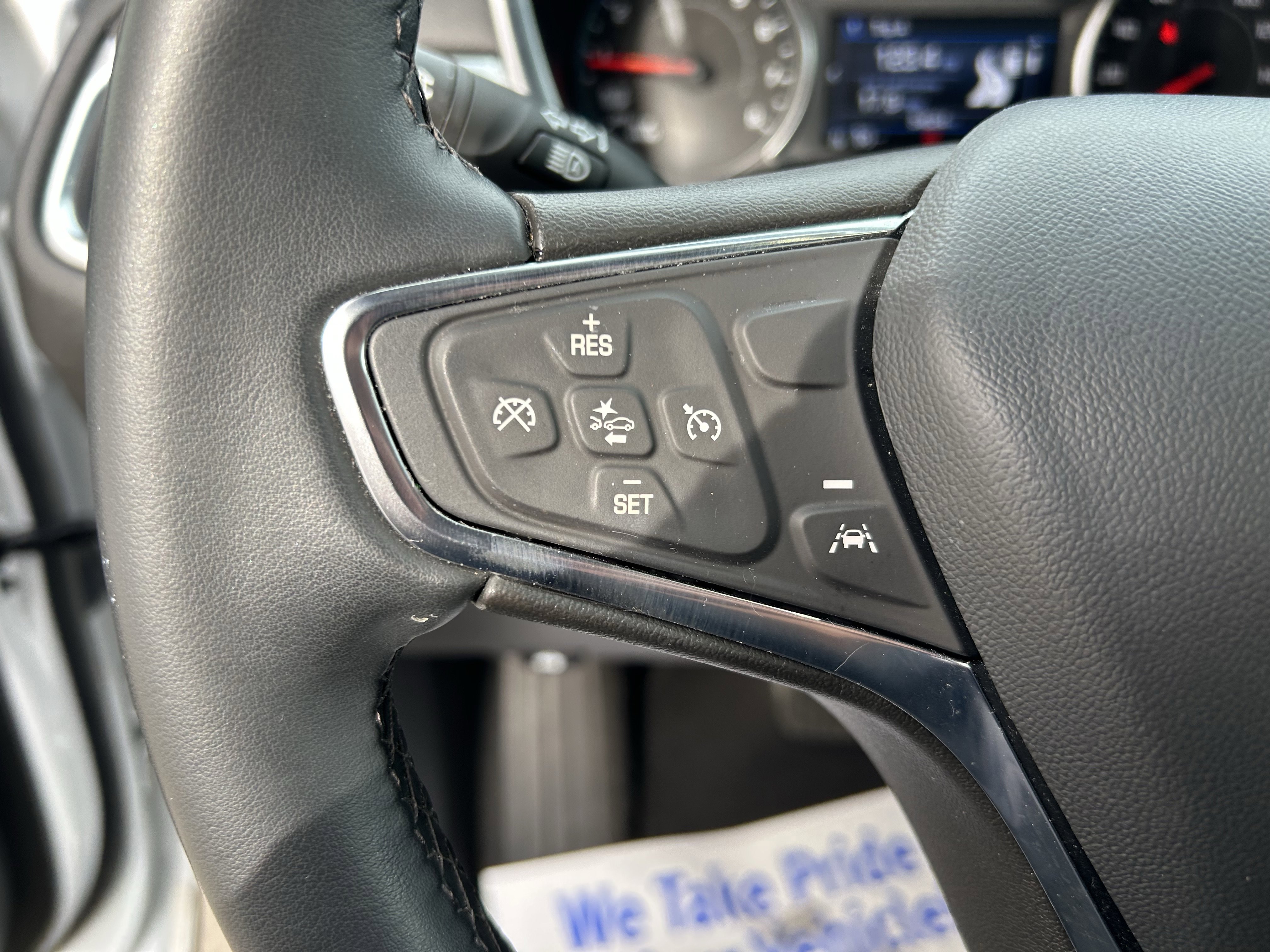 Used 2023 Chevrolet Equinox LT w/ Driver Convenience Package image 22