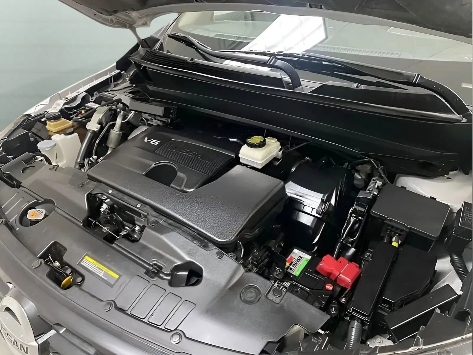 Used 2020 Nissan Pathfinder SV FWD image 13