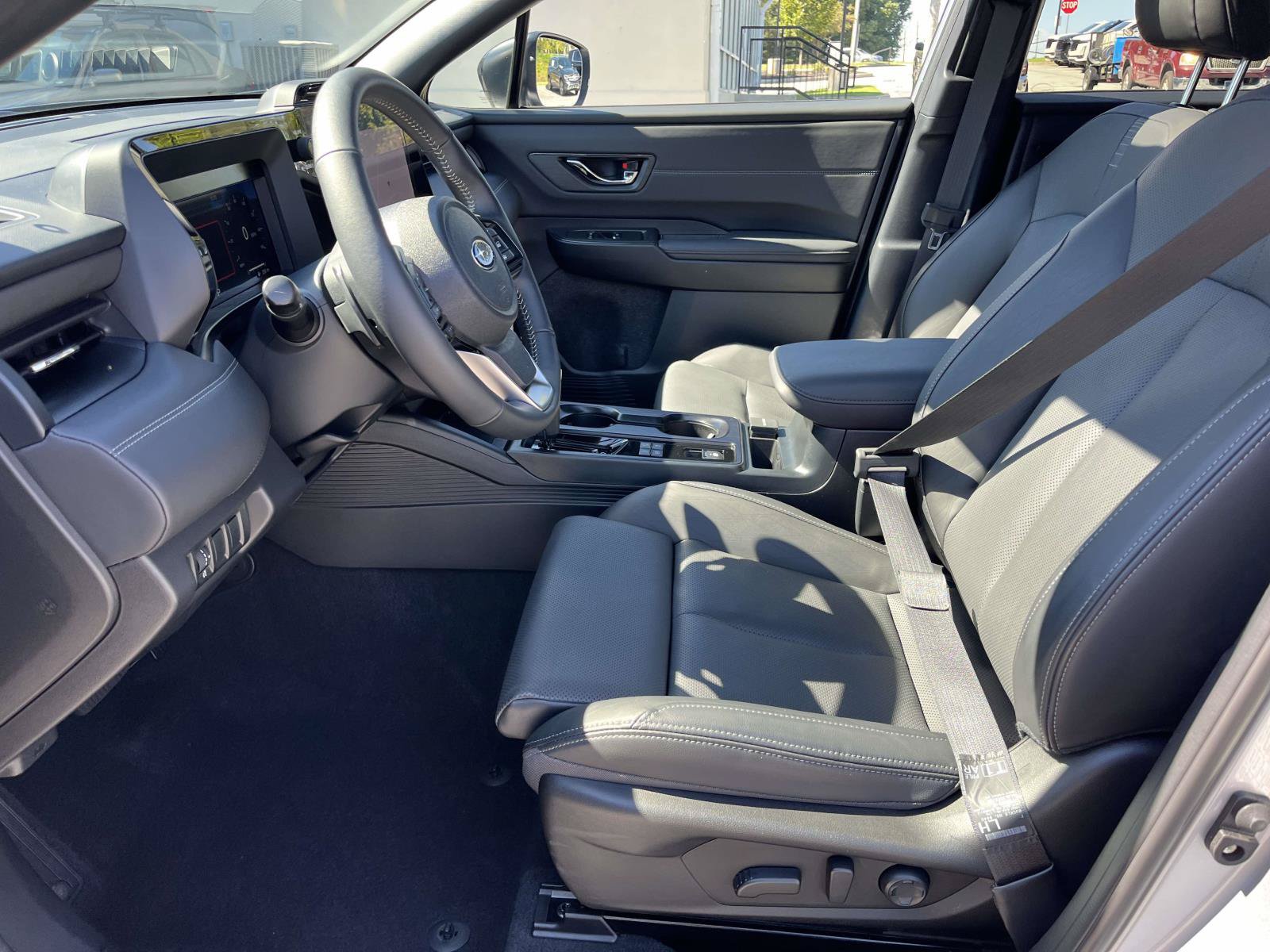 Used 2026 Subaru Outback Touring XT AWD/4WD image 14