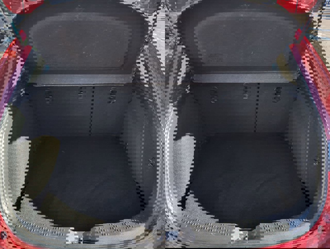 Used 2018 MAZDA MAZDA3 Sport image 14