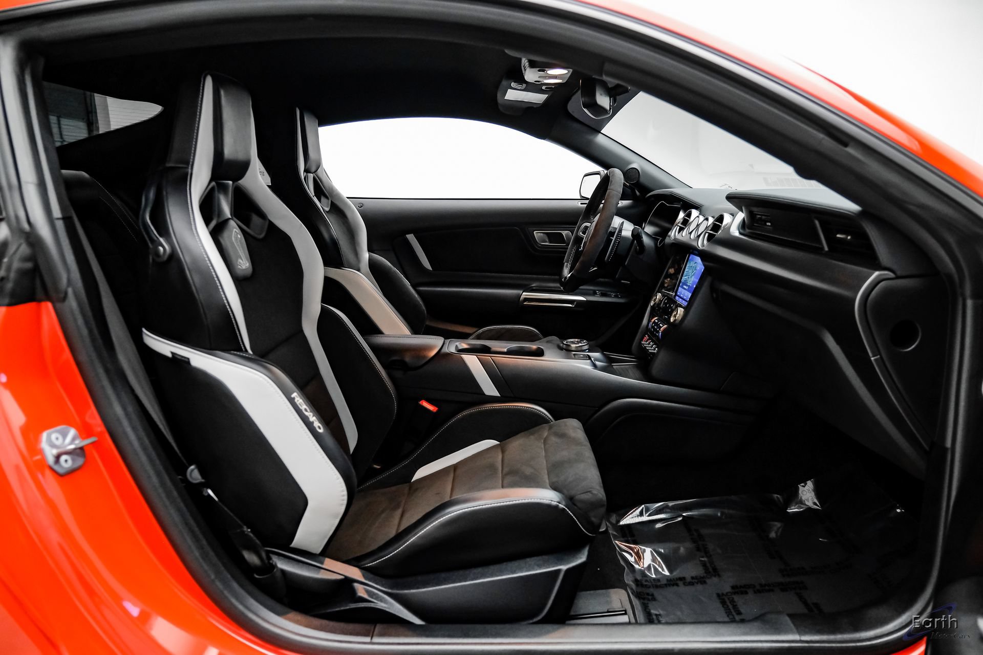 Used 2022 Ford Mustang Shelby GT500 w/ Technology Package RWD image 49