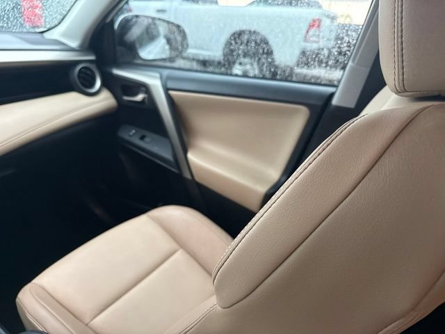 Used 2015 Toyota RAV4 Limited w/ Technology Package FWD image 17