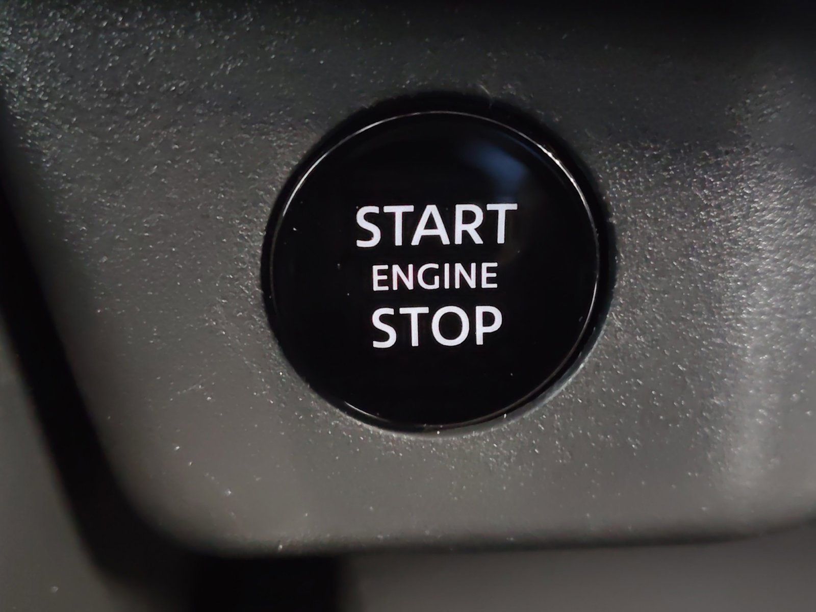 Certified 2024 Nissan Rogue SV image 33