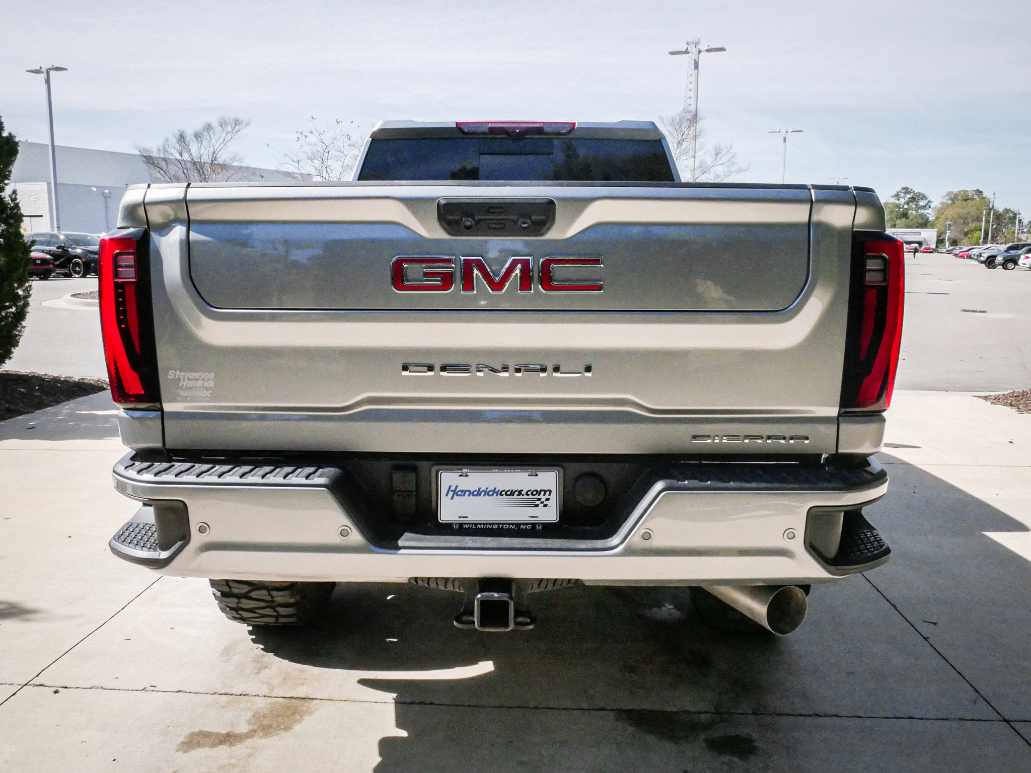 Used 2025 GMC Sierra 2500 Denali w/ Technology Package image 9