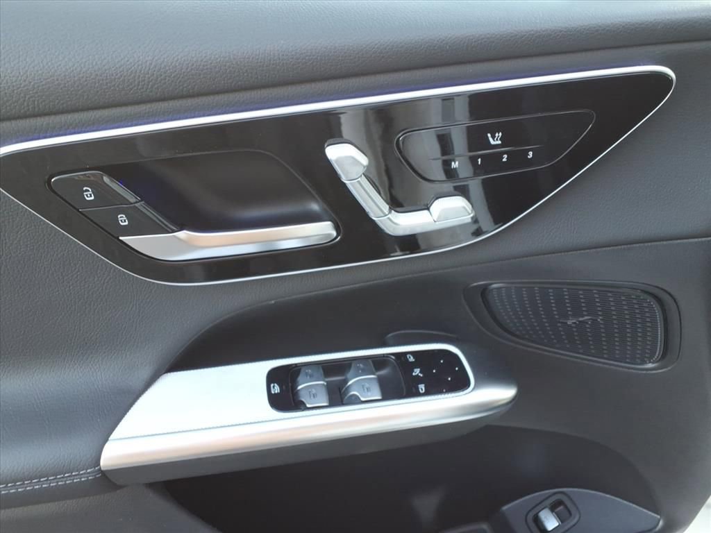 New 2026 Mercedes-Benz GLC 300 4MATIC image 12