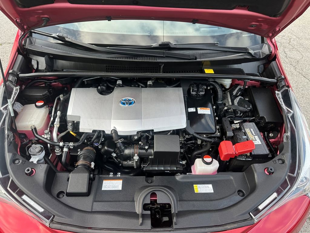 Used 2016 Toyota Prius Four w/ Advanced Technology Package image 29