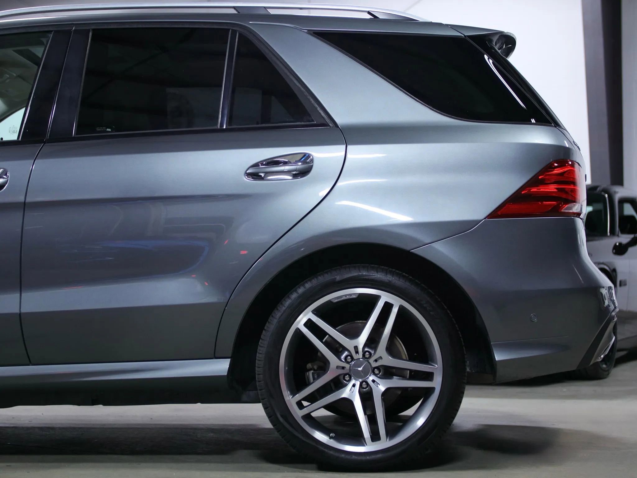 Used 2018 Mercedes-Benz GLE 43 AMG 4MATIC image 18