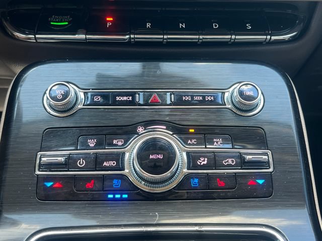 Used 2021 Lincoln Nautilus Reserve AWD/4WD image 29