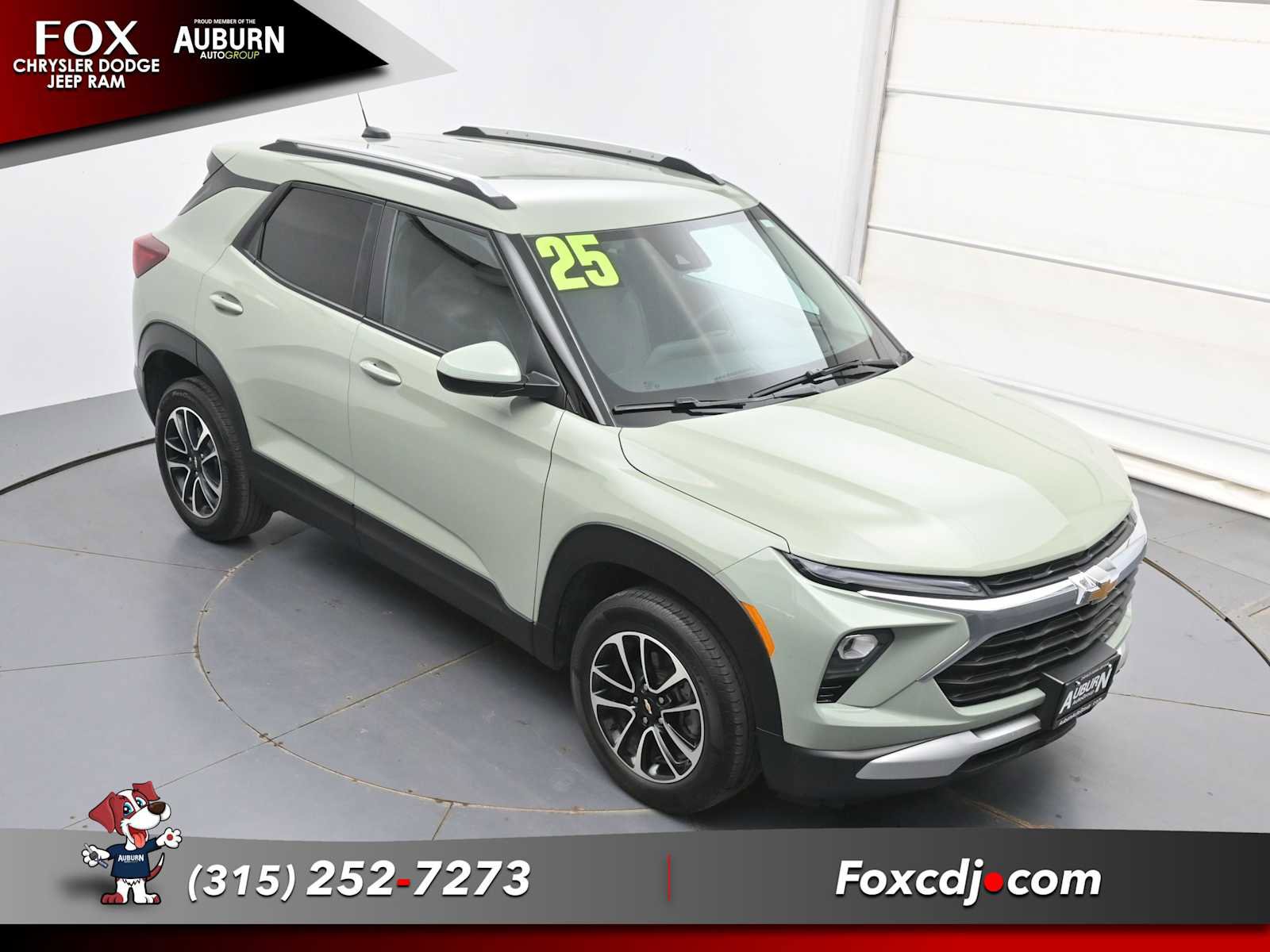 Used 2025 Chevrolet TrailBlazer LT w/ LT Cold Weather Package AWD/4WD image 26