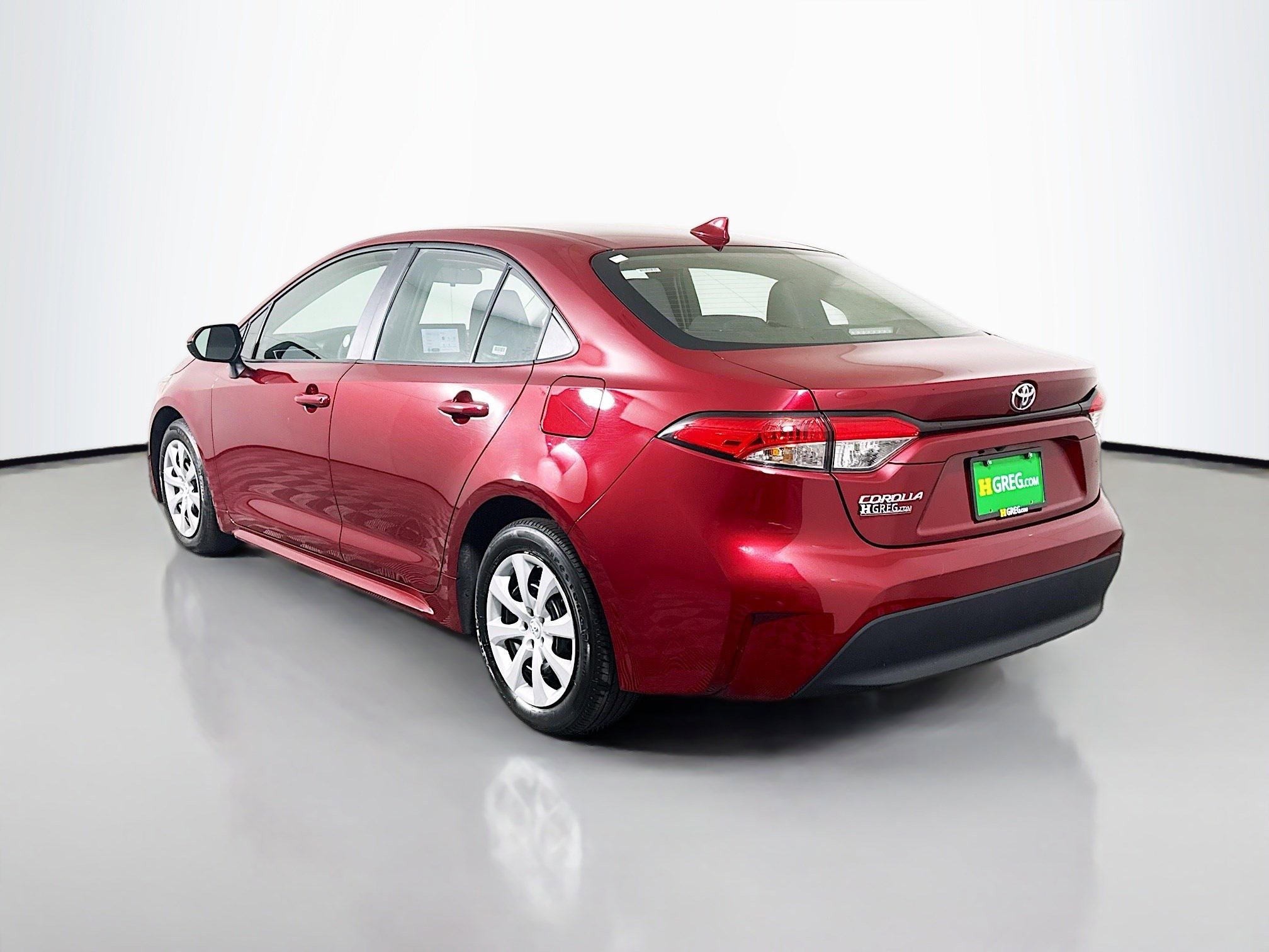 Used 2024 Toyota Corolla LE image 7