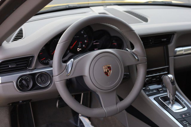 Used 2012 Porsche 911 Carrera image 23