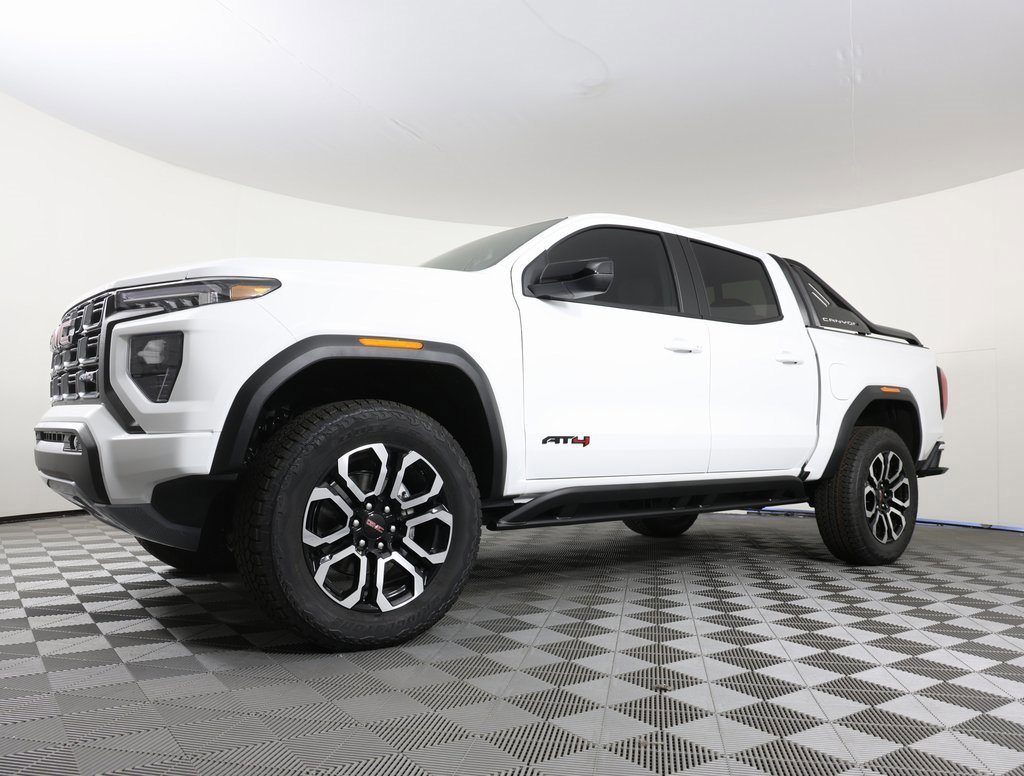 New 2025 GMC Canyon AT4 w/ Nightfall Edition