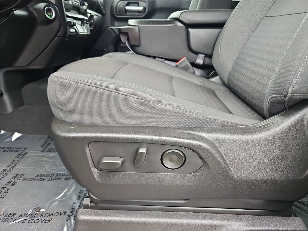 Used 2024 Chevrolet Silverado 2500 Custom w/ Custom Value Package image 22